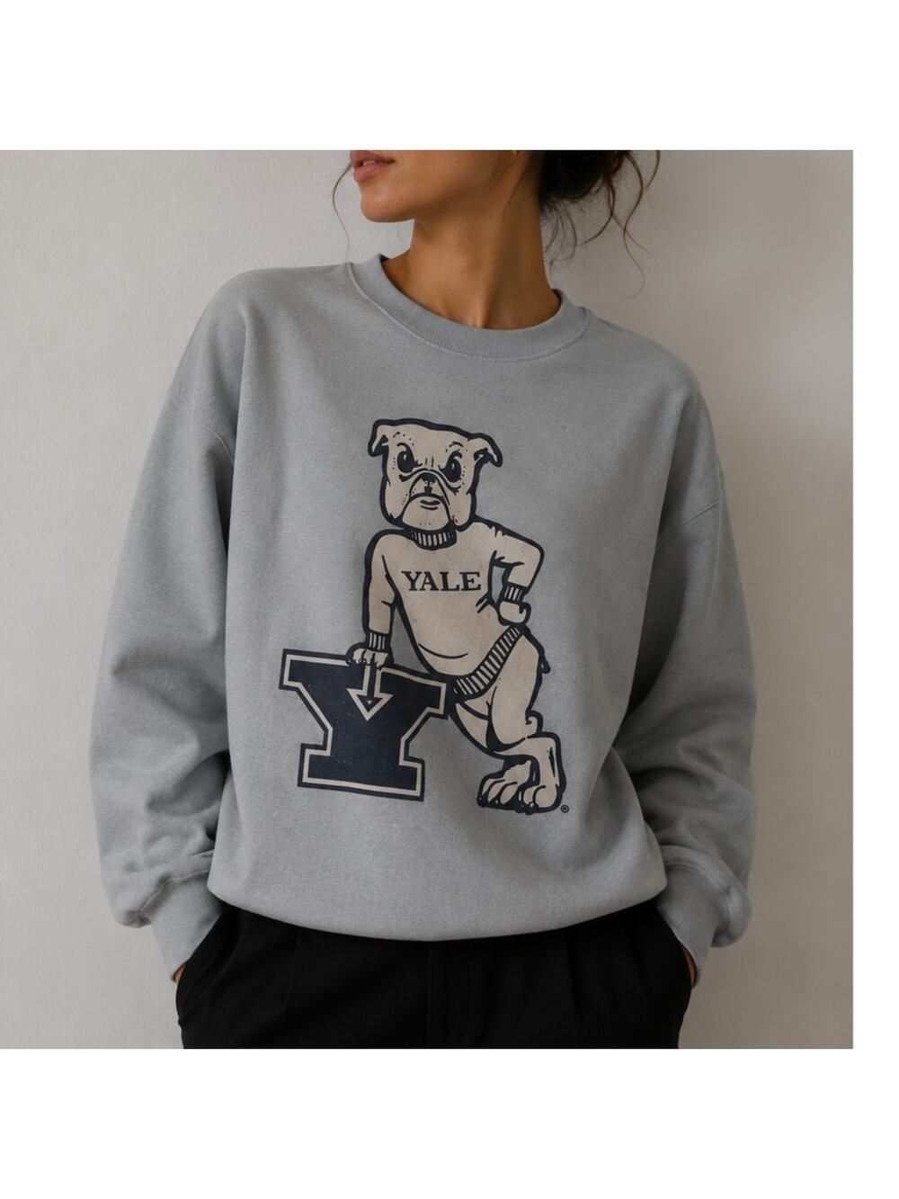 vintage style light blue yale crewneck sweatshirt handsome dan dog college - M